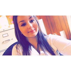 Meet your Posher, Kimberlee